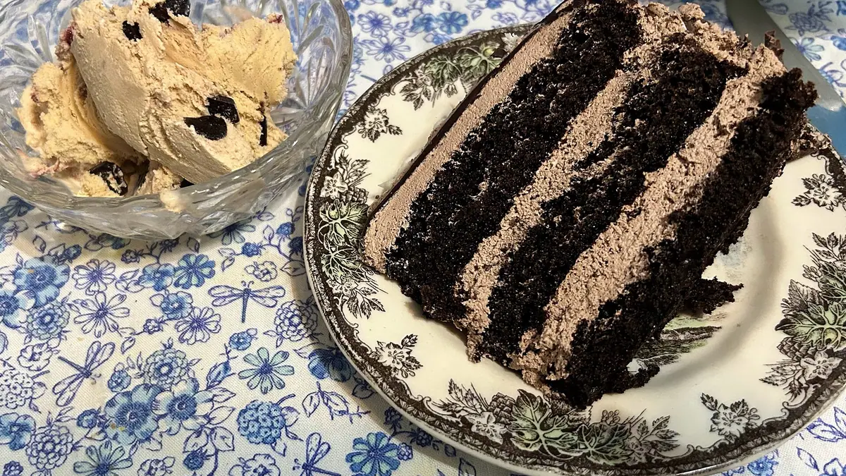 Vanilia Cakes And Bakes – cake shop in Arden, Thornliebank
